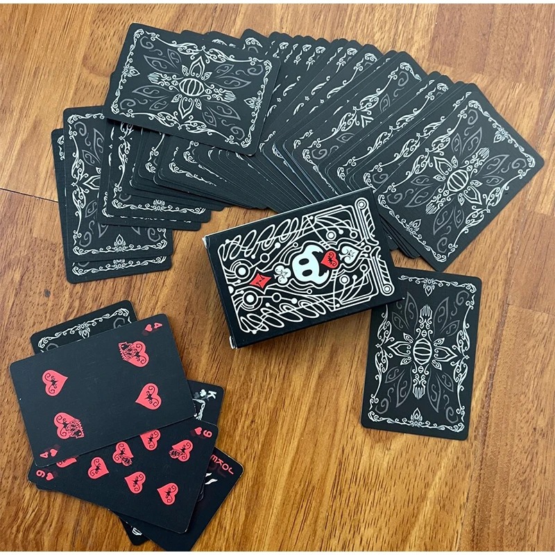 Karty do gry w poker Hollow Kn – Party Games Board Game recenzja i cena
